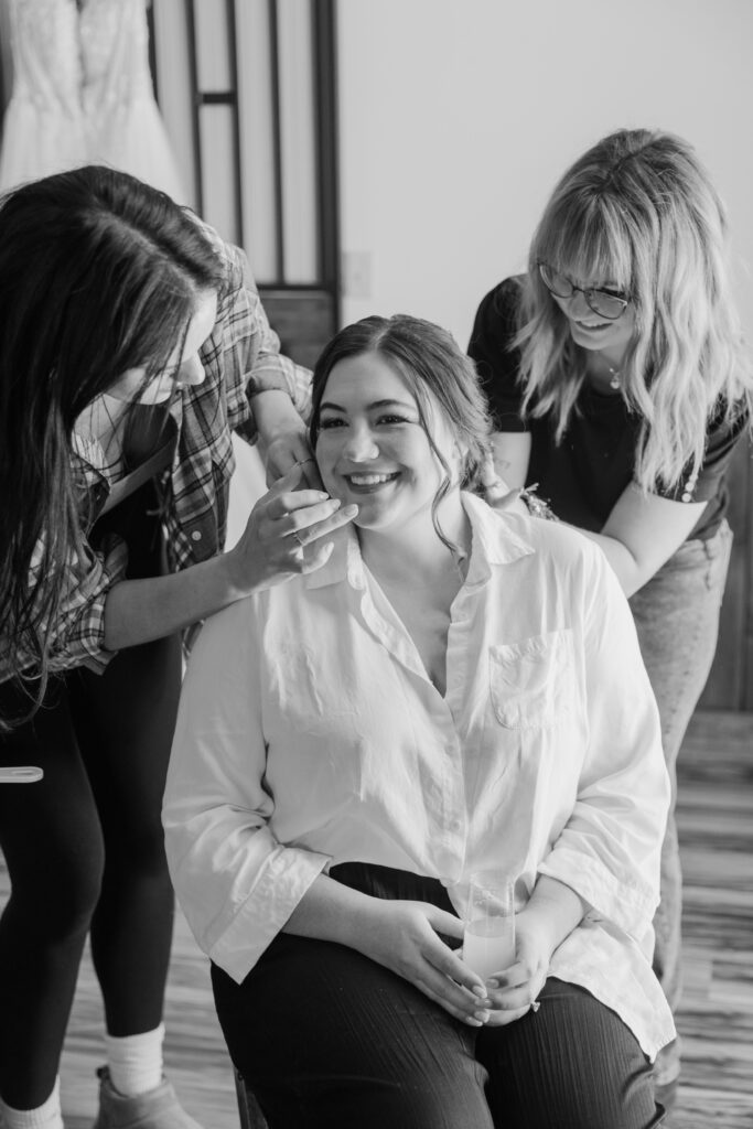 Bride getting ready photos