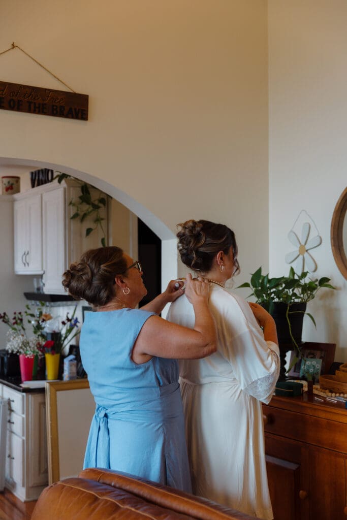Elopement getting ready photo