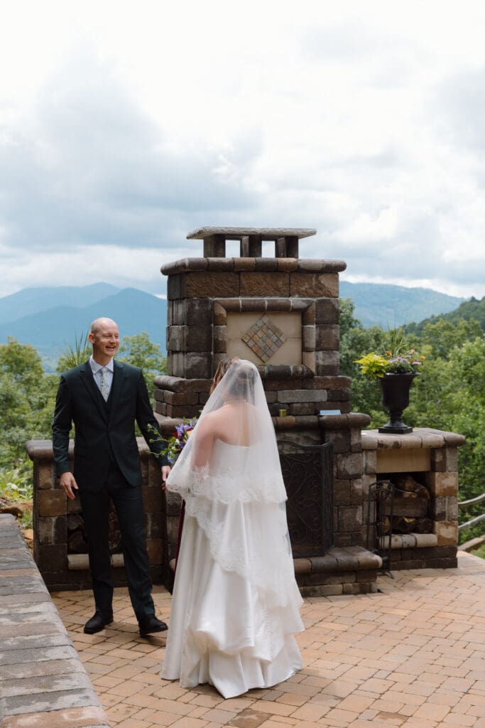 Backyard Wedding with Family
