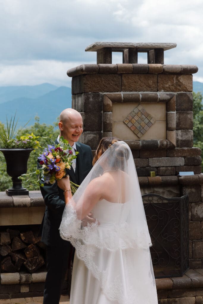 Backyard Wedding with Family