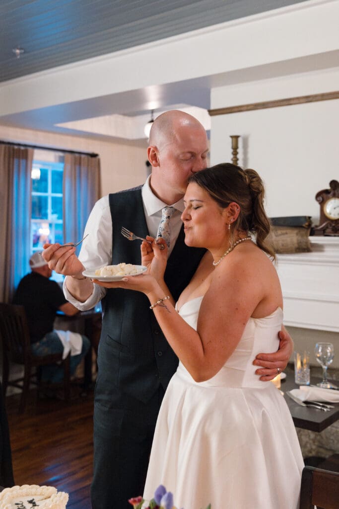 Elopement Cake Cutting